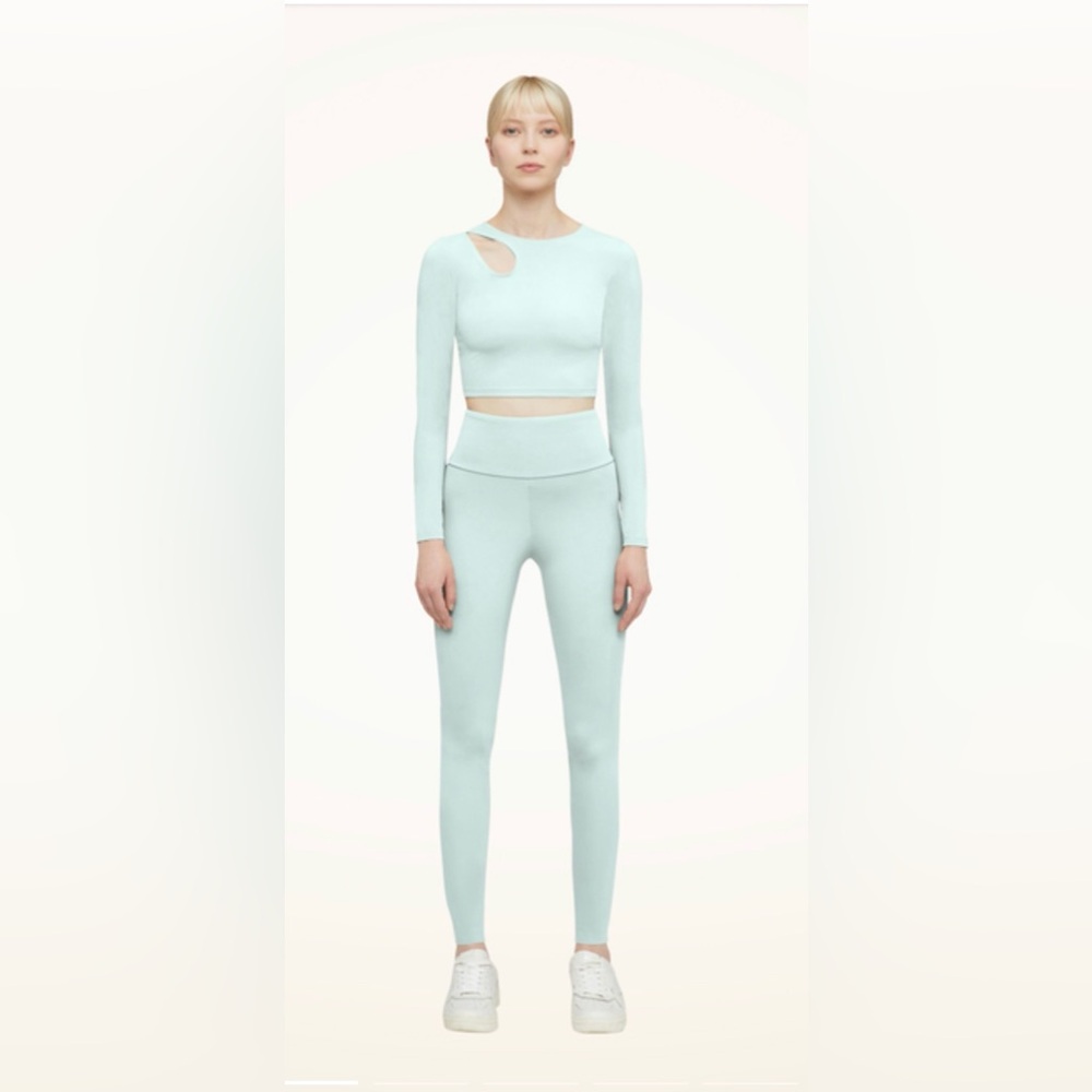 Wolford NWT Warm Up Legging - Aqua size EU 34 & 38 - Picture 2 of 7